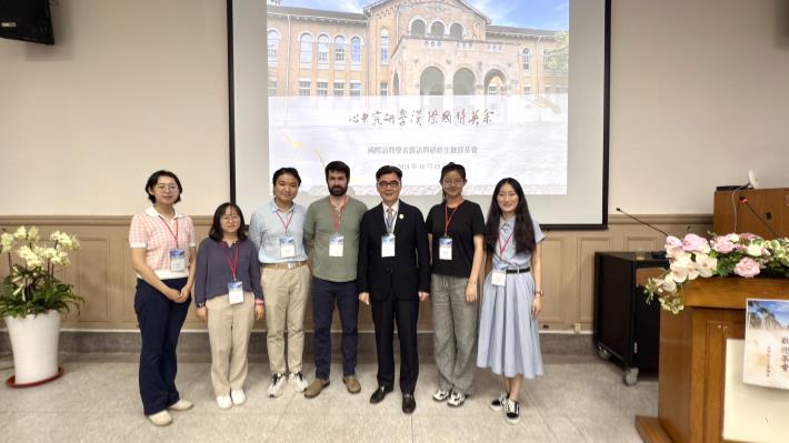 Group Photo of Mr. Chual-Hsin Teng, CEO of Thin Chang Corporation, and Visiting Students